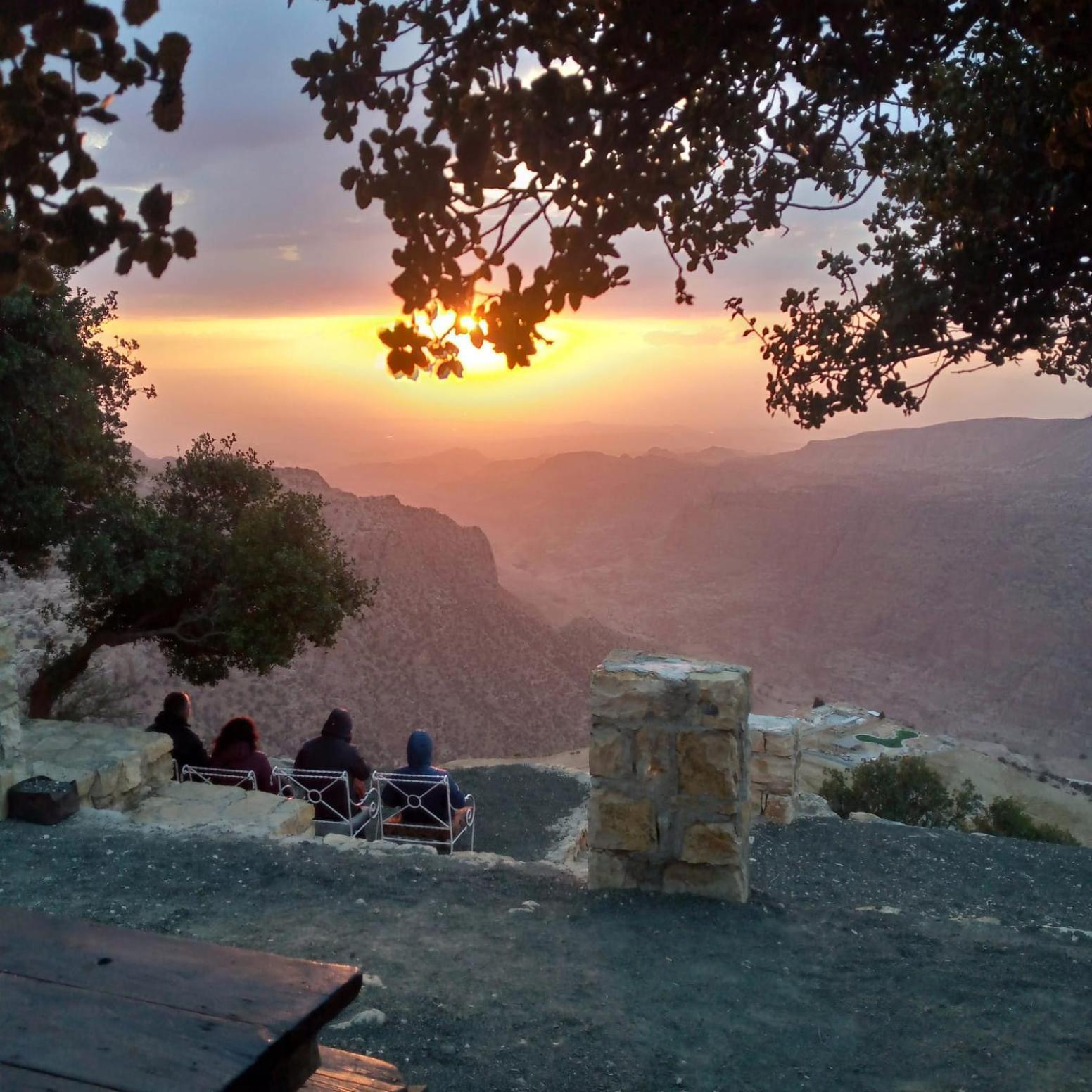 Jabal Dana Hotel - The Highest Hotel In Jordan Екстериор снимка